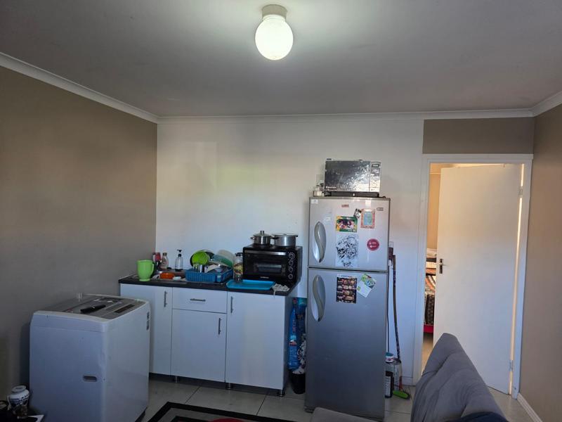 5 Bedroom Property for Sale in Mandela Park Western Cape